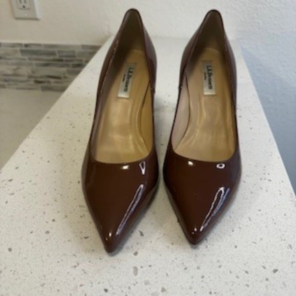 LK Bennett Bianca Court patent leather heels size 8.5 M Taupe - Never worn